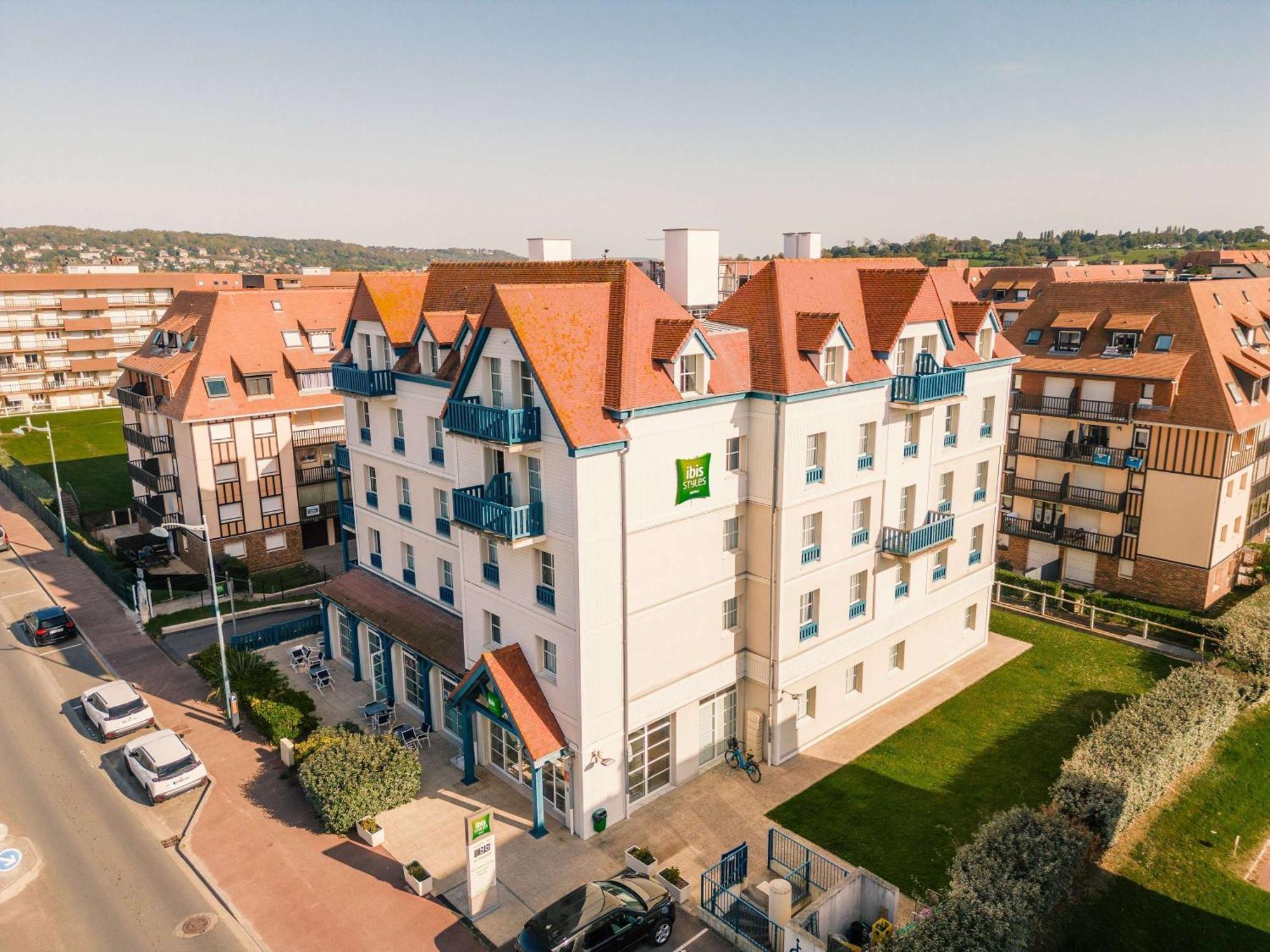 Ibis Styles Deauville Villers Plage Zewnętrze zdjęcie