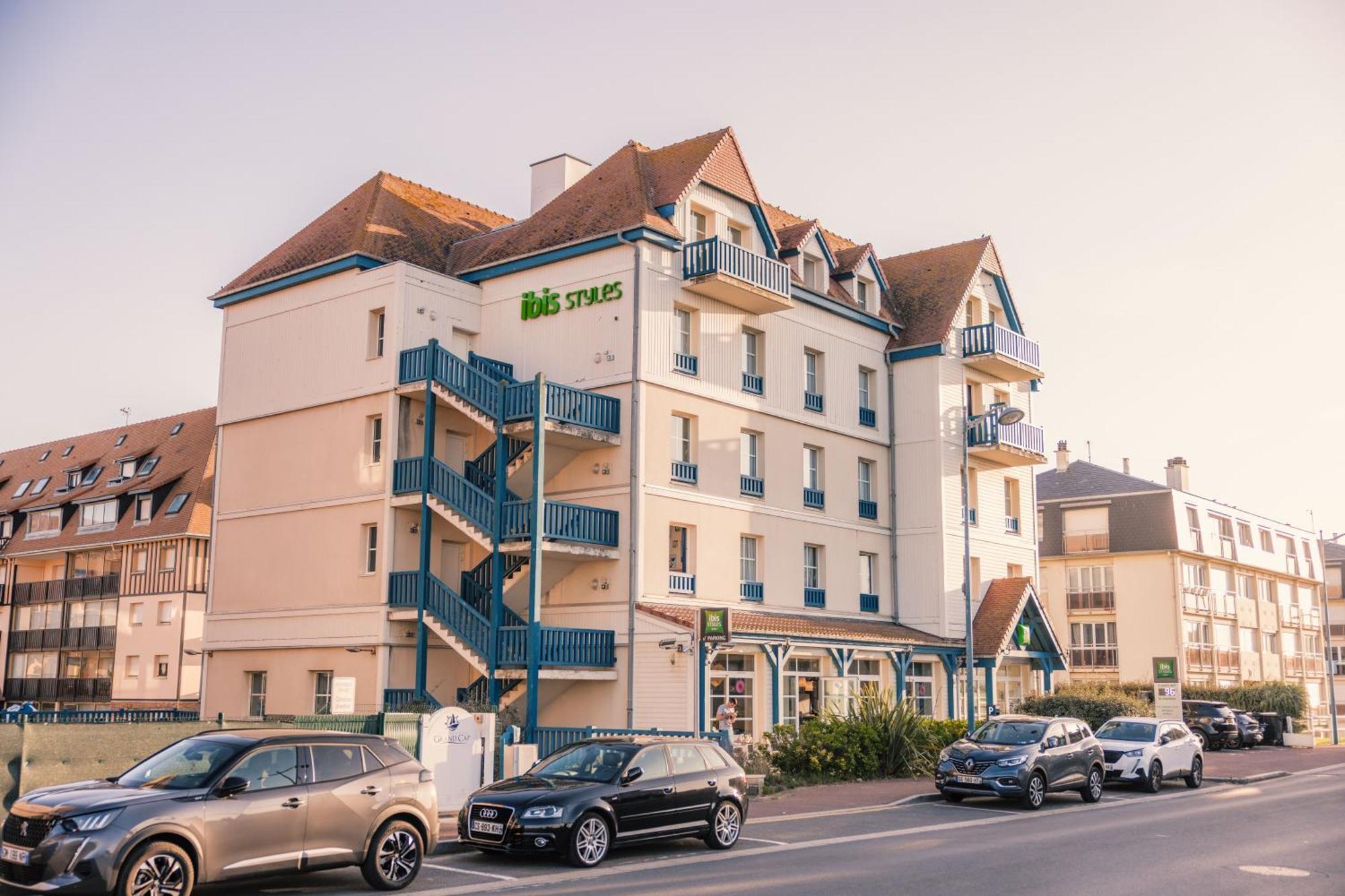 Ibis Styles Deauville Villers Plage Zewnętrze zdjęcie