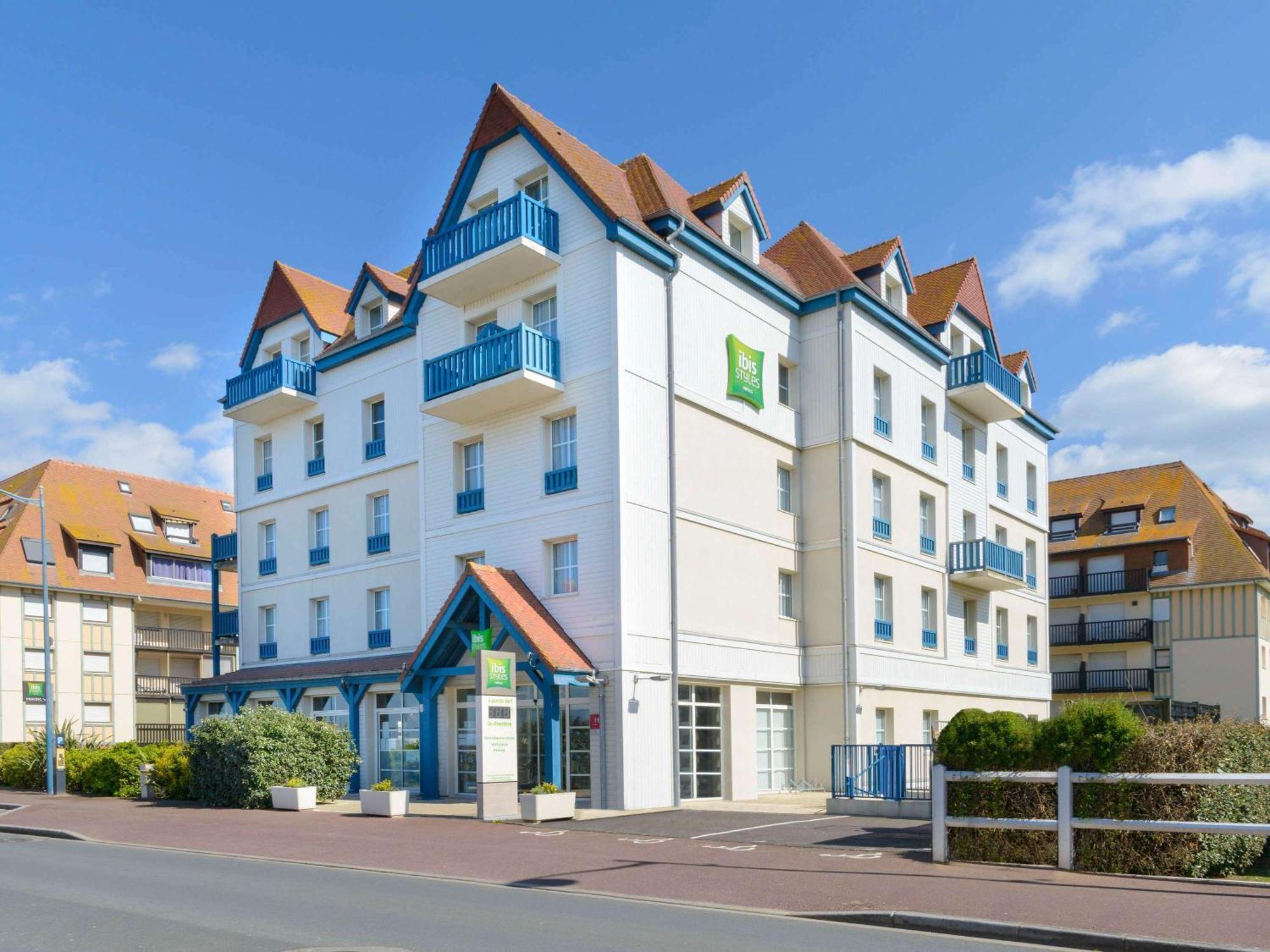 Ibis Styles Deauville Villers Plage Zewnętrze zdjęcie